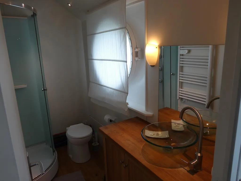 Bed & Breakfast Passerelle Des Arts